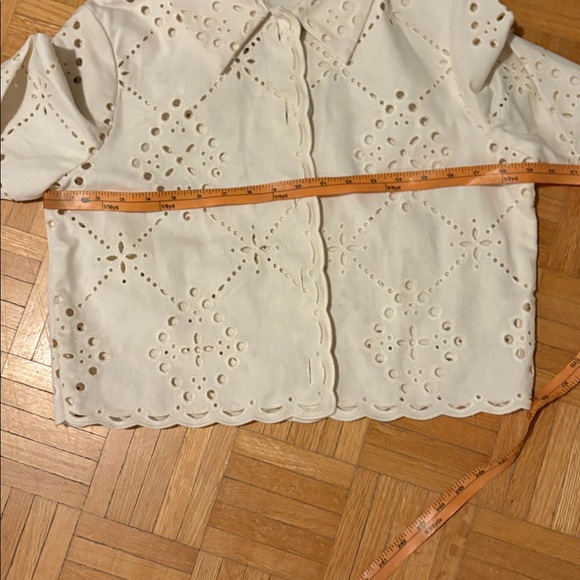 Camila Coelho White Eyelet Button-Up Jacket - Picture 3 of 9